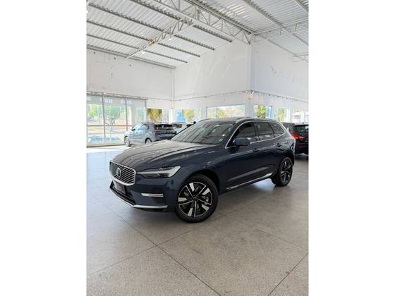 VOLVO XC60 2.0 T8 PHEV PLUS AWD GEARTRONIC
